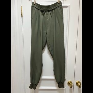 Jogger-style pants (M)